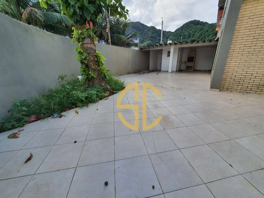 Foto 2 de Sobrado com 3 quartos à venda, 180m2 em Canto do Forte, Praia Grande - SP