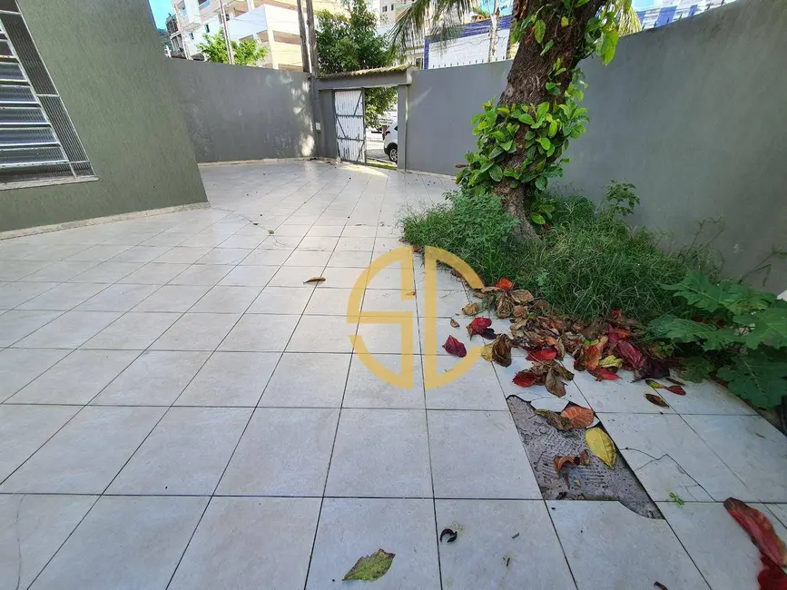 Foto 4 de Sobrado com 3 quartos à venda, 180m2 em Canto do Forte, Praia Grande - SP