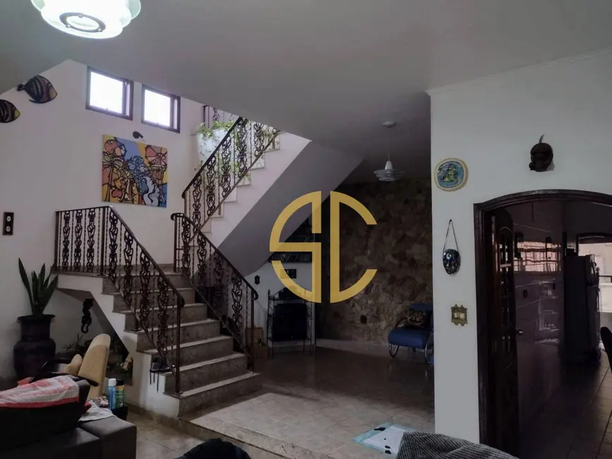 Foto 4 de Sobrado com 5 quartos à venda, 650m2 em Canto do Forte, Praia Grande - SP