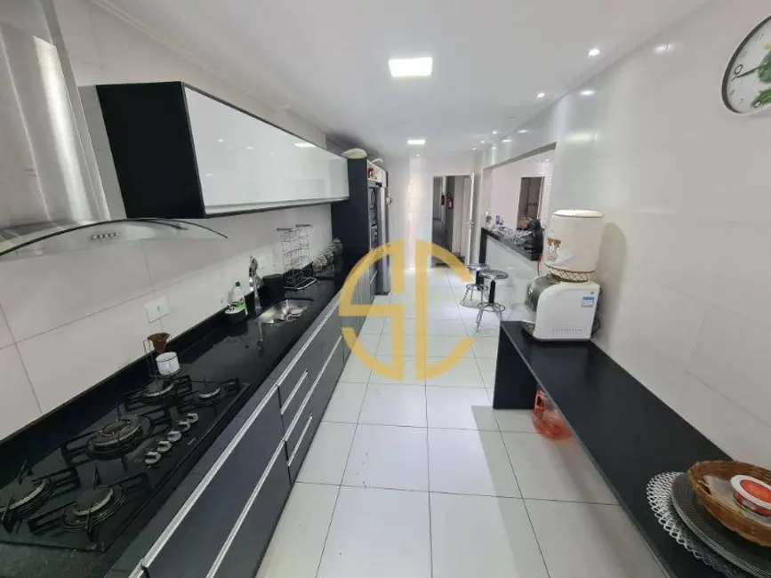 Apartamento com 3 quartos à venda, 142m2 em Praia Grande - SP - imagem 5 Foto 5 de Apartamento com 3 quartos à venda, 142m2 em Praia Grande - SP