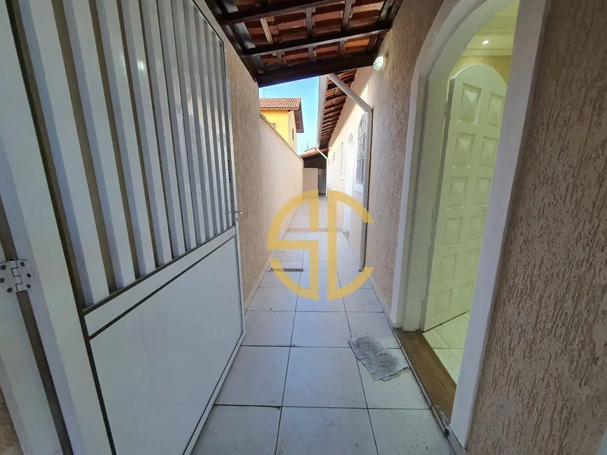 Casa com 2 quartos à venda, 95m2 em Praia Grande - SP - imagem 3 Foto 3 de Casa com 2 quartos à venda, 95m2 em Praia Grande - SP