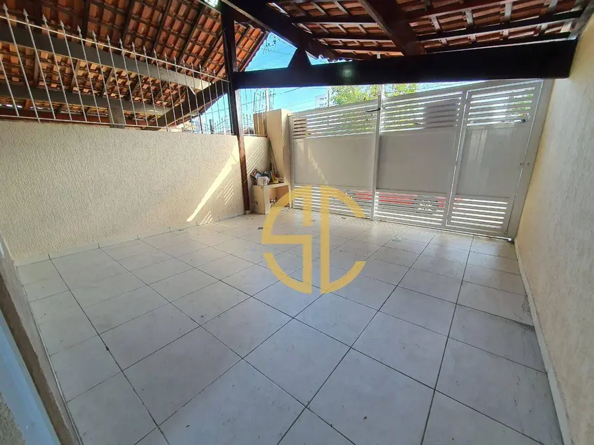 Casa com 2 quartos à venda, 95m2 em Praia Grande - SP - imagem 2 Foto 2 de Casa com 2 quartos à venda, 95m2 em Praia Grande - SP