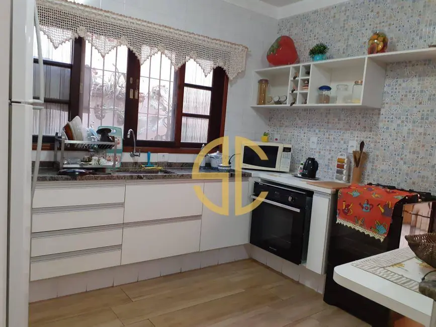 Foto 9 de Sobrado com 3 quartos à venda, 175m2 em Praia Grande - SP
