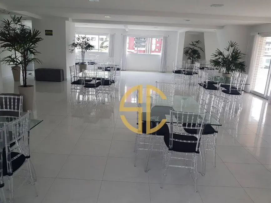 Apartamento com 4 quartos à venda, 105m2 em Canto do Forte, Praia Grande - SP - imagem 4 Foto 4 de Apartamento com 4 quartos à venda, 105m2 em Canto do Forte, Praia Grande - SP