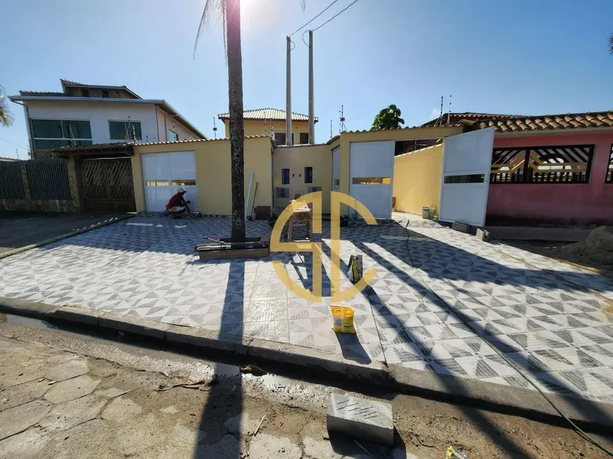 Foto 2 de Casa com 2 quartos à venda, 75m2 em Itanhaem - SP