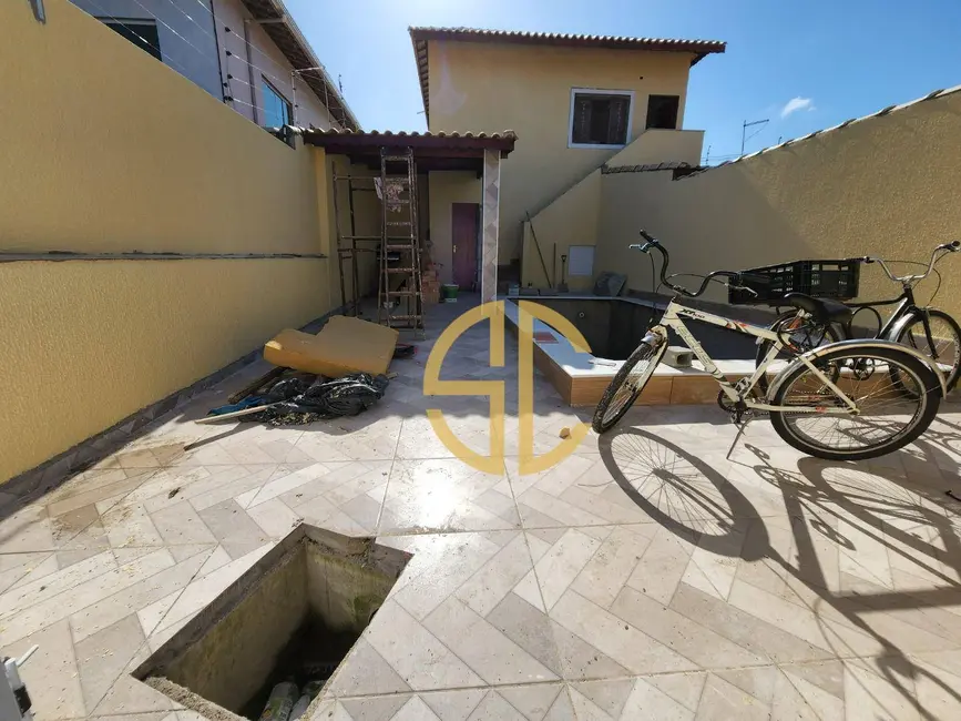 Foto 2 de Casa com 2 quartos à venda, 65m2 em Itanhaem - SP