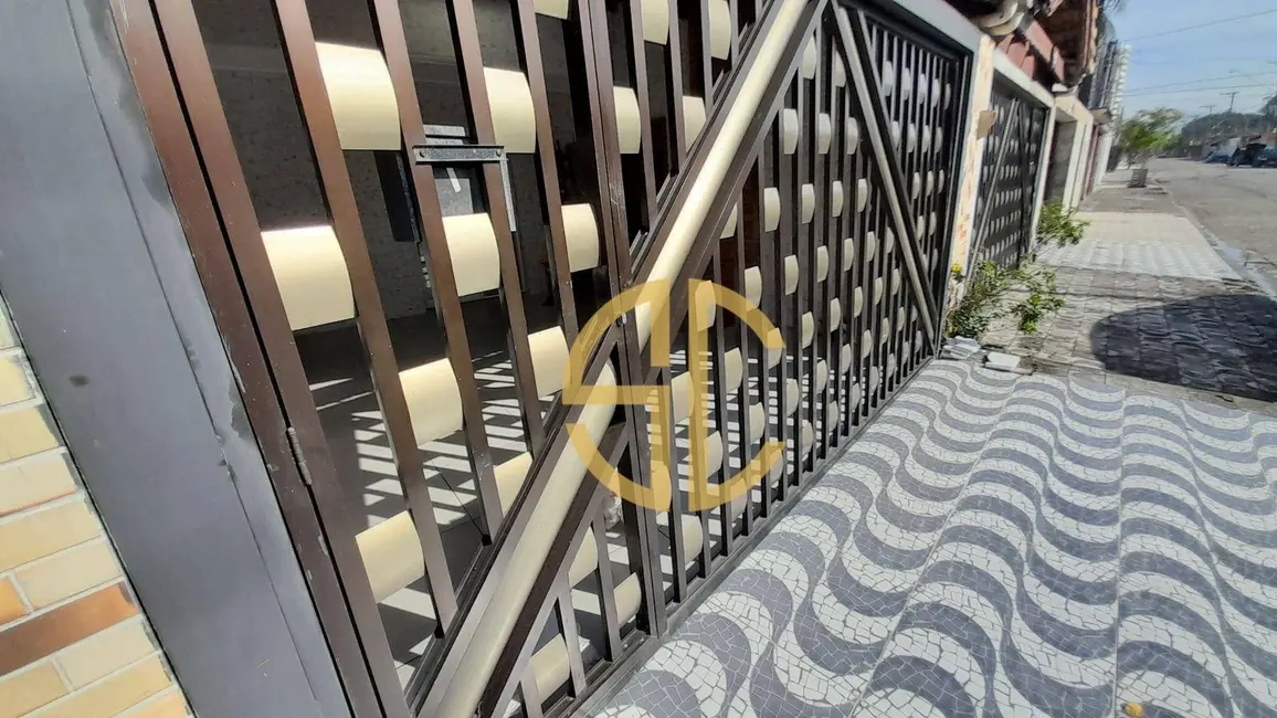 Foto 2 de Sobrado com 4 quartos à venda, 115m2 em Praia Grande - SP