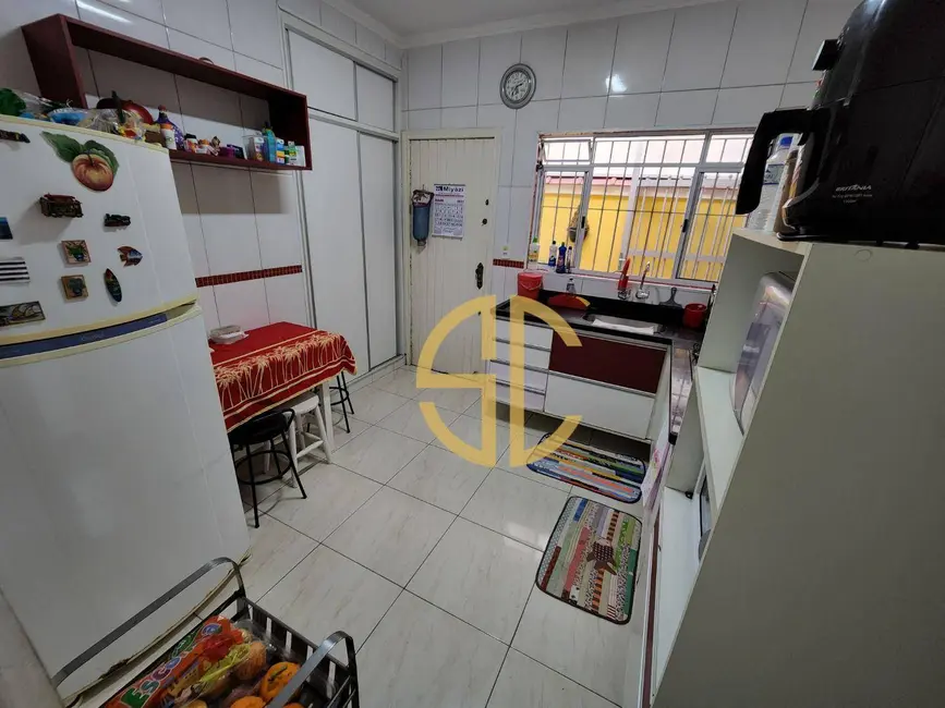 Casa com 3 quartos à venda, 210m2 em Praia Grande - SP - imagem 9 Foto 9 de Casa com 3 quartos à venda, 210m2 em Praia Grande - SP