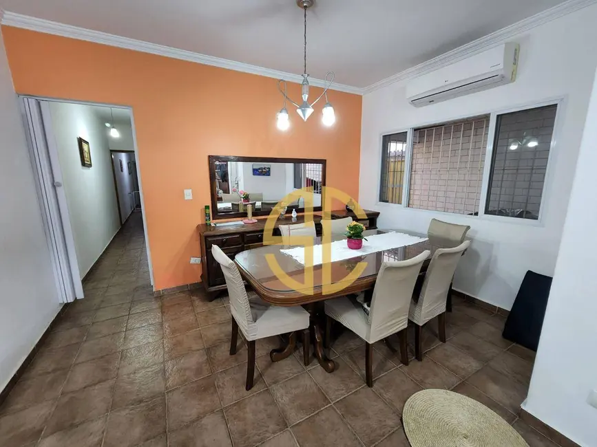 Casa com 3 quartos à venda, 210m2 em Praia Grande - SP - imagem 7 Foto 7 de Casa com 3 quartos à venda, 210m2 em Praia Grande - SP