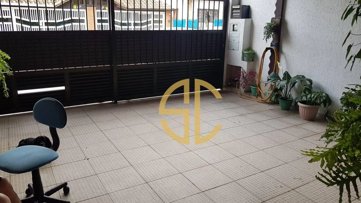 Foto 2 de Casa com 2 quartos à venda, 125m2 em Canto do Forte, Praia Grande - SP