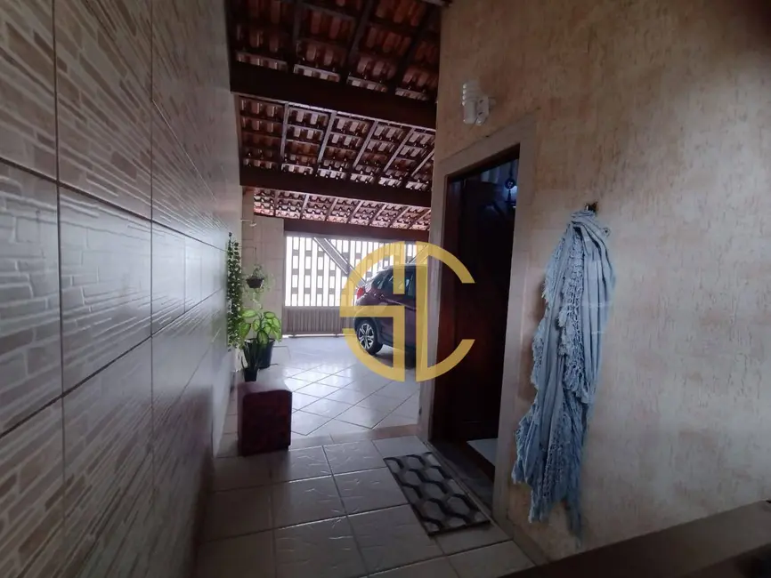 Sobrado com 3 quartos à venda, 106m2 em Canto do Forte, Praia Grande - SP - imagem 3 Foto 3 de Sobrado com 3 quartos à venda, 106m2 em Canto do Forte, Praia Grande - SP