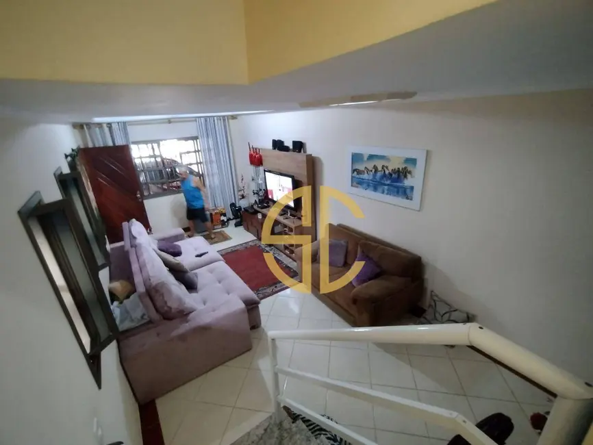 Sobrado com 3 quartos à venda, 106m2 em Canto do Forte, Praia Grande - SP - imagem 7 Foto 7 de Sobrado com 3 quartos à venda, 106m2 em Canto do Forte, Praia Grande - SP