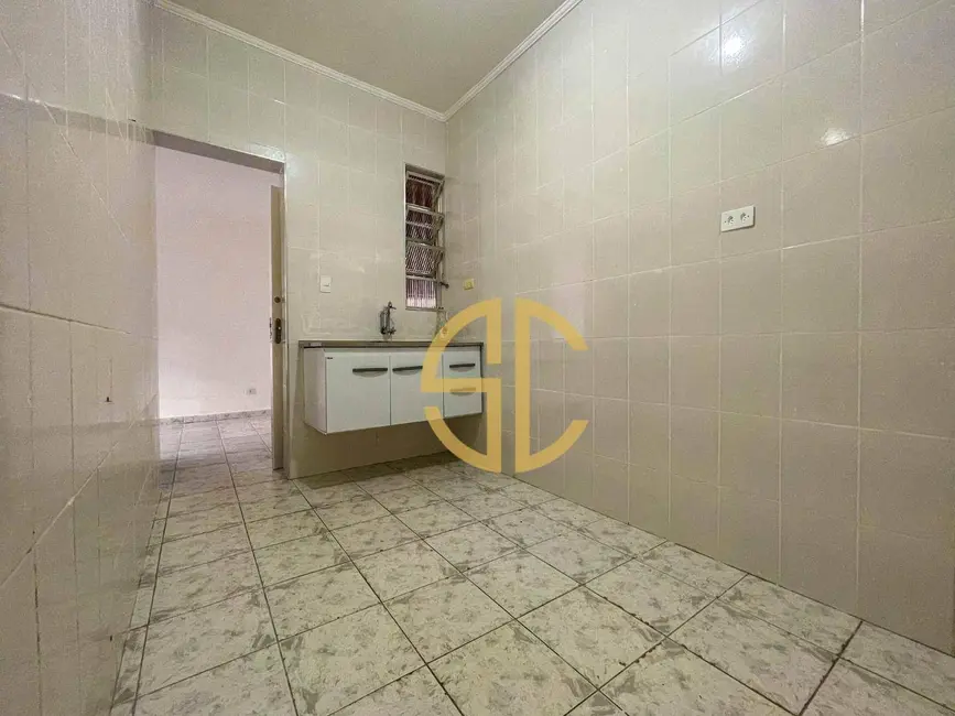 Casa com 2 quartos à venda, 170m2 em Canto do Forte, Praia Grande - SP - imagem 8 Foto 8 de Casa com 2 quartos à venda, 170m2 em Canto do Forte, Praia Grande - SP