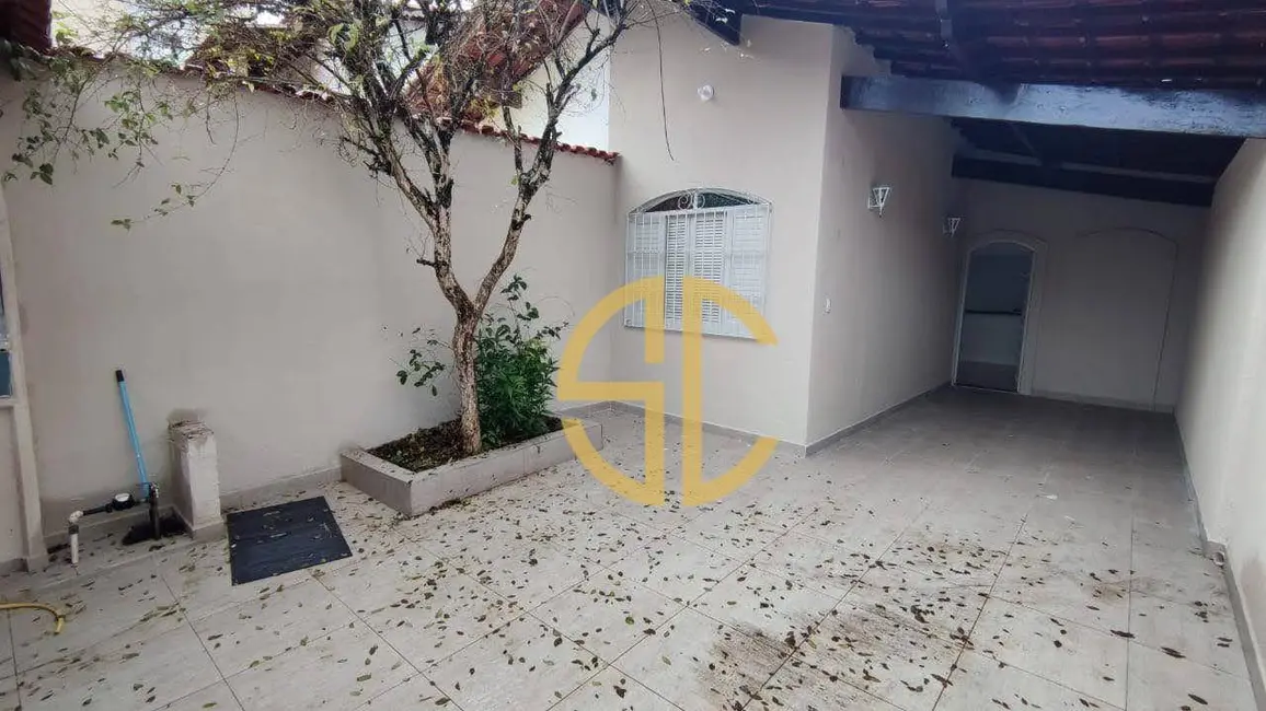 Casa com 2 quartos à venda, 125m2 em Praia Grande - SP - imagem 1 Foto 1 de Casa com 2 quartos à venda, 125m2 em Praia Grande - SP