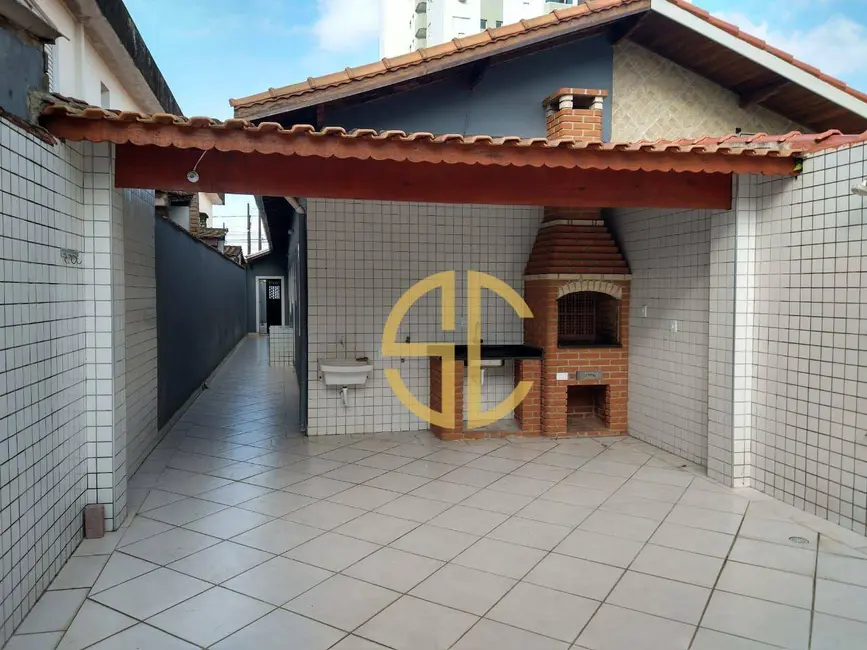 Casa com 2 quartos para alugar, 150m2 em Praia Grande - SP - imagem 8 Foto 8 de Casa com 2 quartos para alugar, 150m2 em Praia Grande - SP