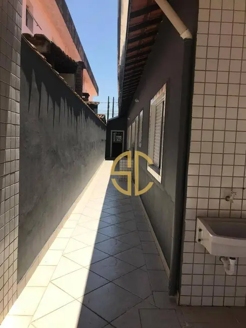 Casa com 2 quartos para alugar, 150m2 em Praia Grande - SP - imagem 4 Foto 4 de Casa com 2 quartos para alugar, 150m2 em Praia Grande - SP