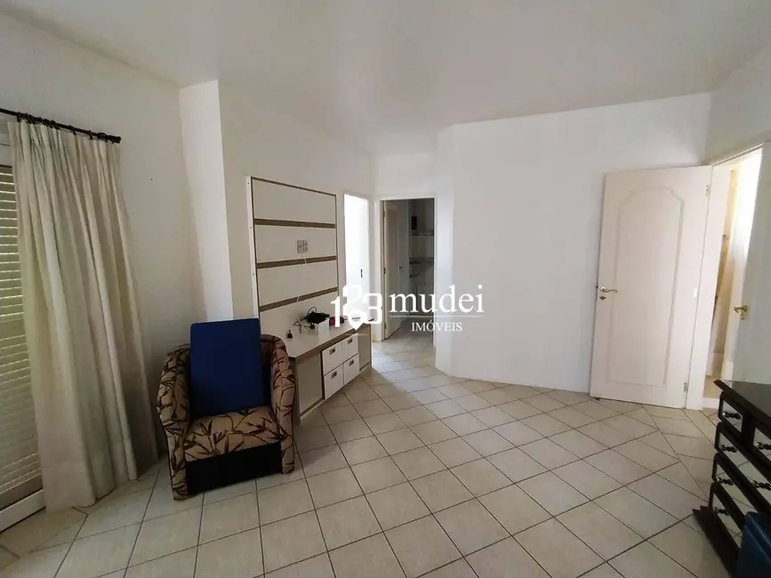 Casa de Condomínio com 3 quartos à venda, 2671m2 em Condomínio Jardim das Palmeiras, Braganca Paulista - SP - imagem 5 Foto 5 de Casa de Condomínio com 3 quartos à venda, 2671m2 em Condomínio Jardim das Palmeiras, Braganca Paulista - SP