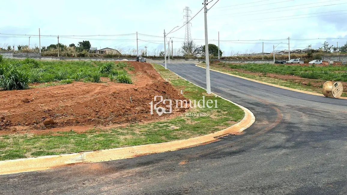 Foto 3 de Terreno / Lote à venda, 250m2 em Tanque, Atibaia - SP