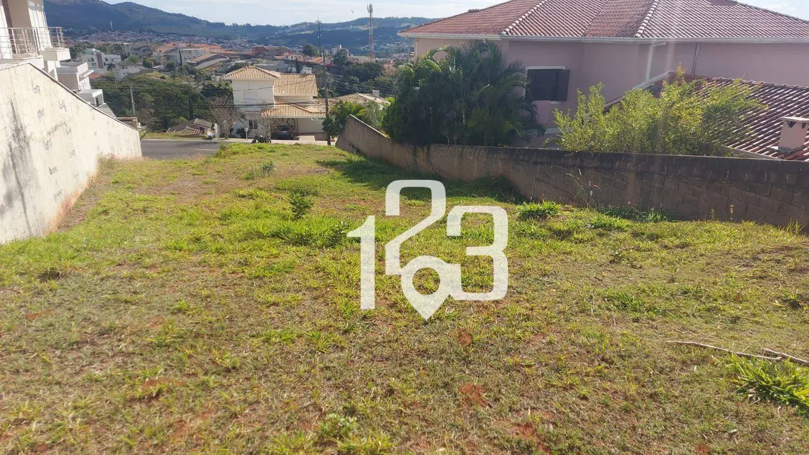 Foto 2 de Terreno / Lote à venda, 648m2 em Braganca Paulista - SP