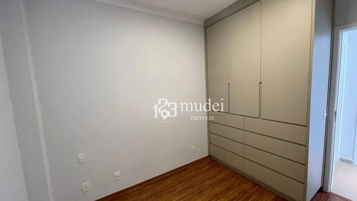 Foto 3 de Apartamento com 2 quartos para alugar, 68m2 em Braganca Paulista - SP