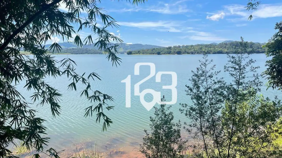 Chácara com 2 quartos à venda, 3200m2 em Joanopolis - SP - imagem 5 Foto 5 de Chácara com 2 quartos à venda, 3200m2 em Joanopolis - SP