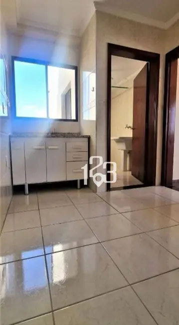 Foto 2 de Apartamento com 2 quartos à venda, 72m2 em Braganca Paulista - SP