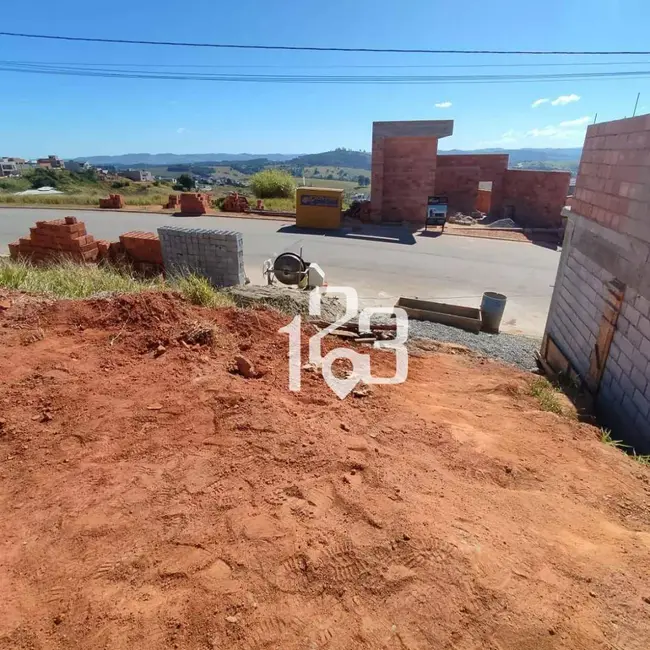 Foto 3 de Terreno / Lote à venda, 150m2 em Braganca Paulista - SP