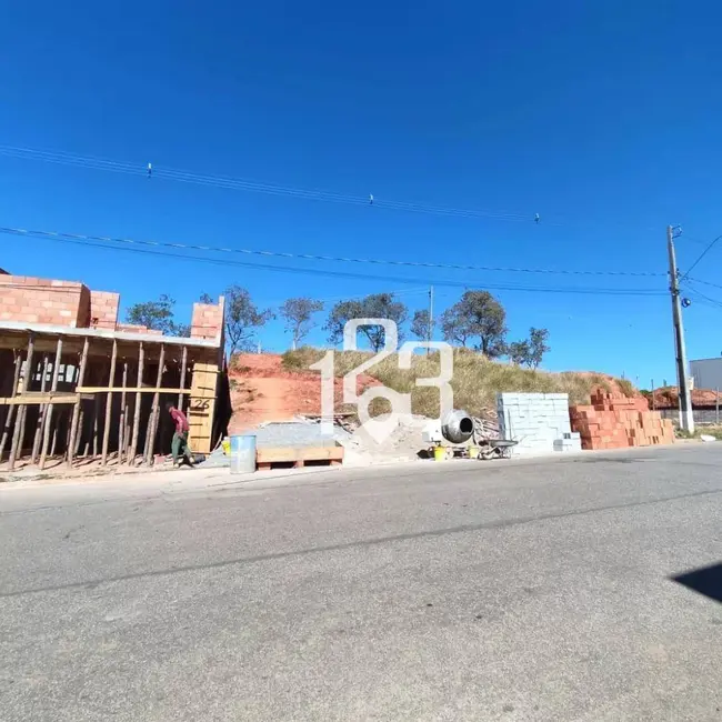 Foto 1 de Terreno / Lote à venda, 150m2 em Braganca Paulista - SP