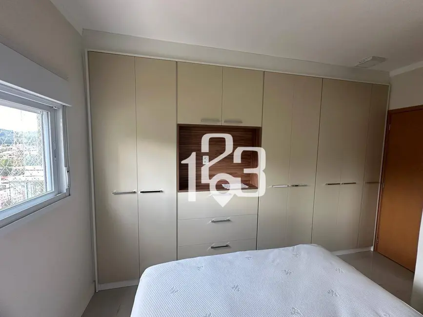 Foto 4 de Apartamento com 2 quartos para alugar, 84m2 em Centro, Braganca Paulista - SP