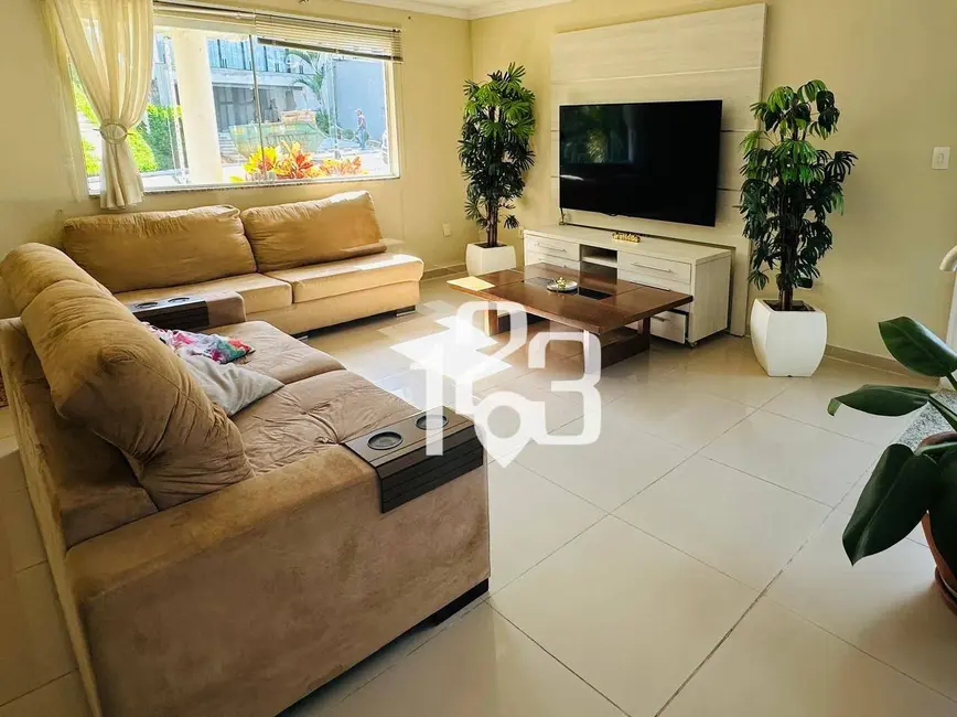 Foto 3 de Casa de Condomínio com 3 quartos à venda e para alugar, 450m2 em Braganca Paulista - SP