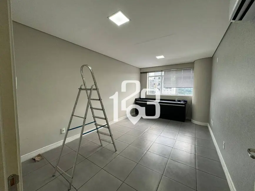Foto 4 de Sala Comercial para alugar, 35m2 em Braganca Paulista - SP