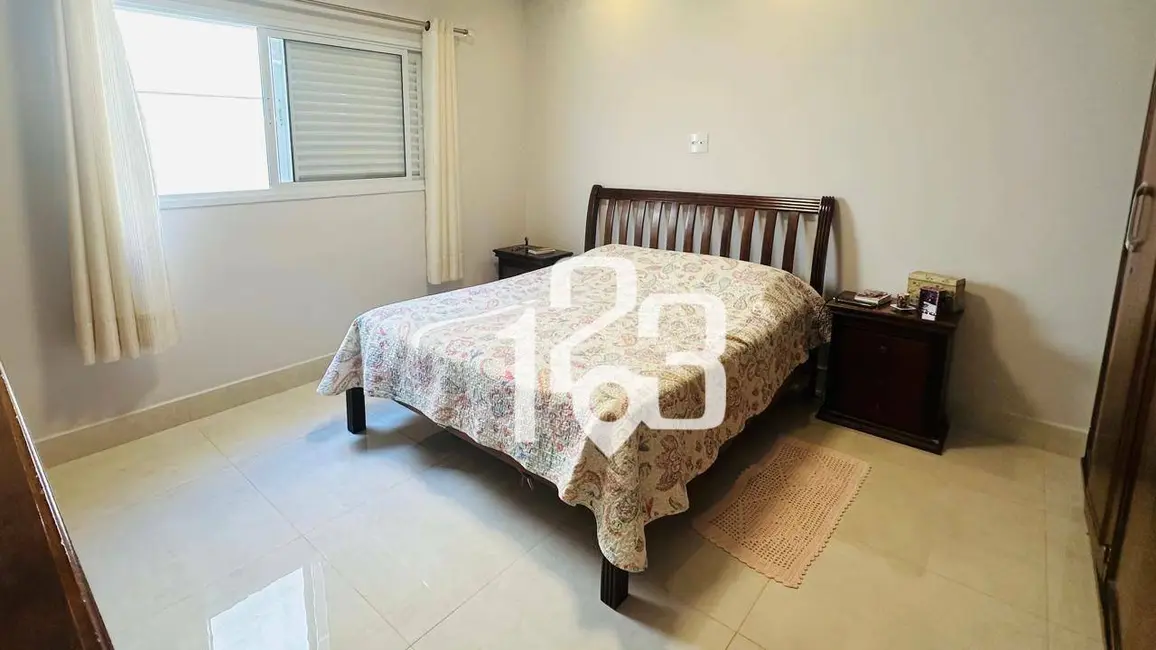 Foto 8 de Casa de Condomínio com 3 quartos à venda, 253m2 em Condomínio Portal da Serra, Braganca Paulista - SP