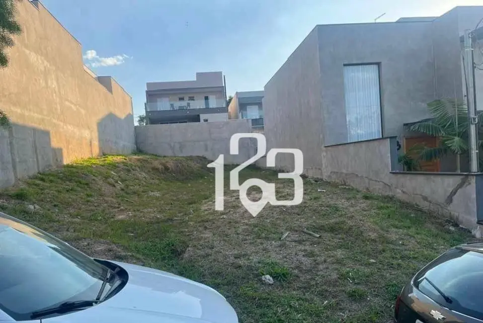 Foto 2 de Terreno / Lote à venda, 330m2 em Braganca Paulista - SP