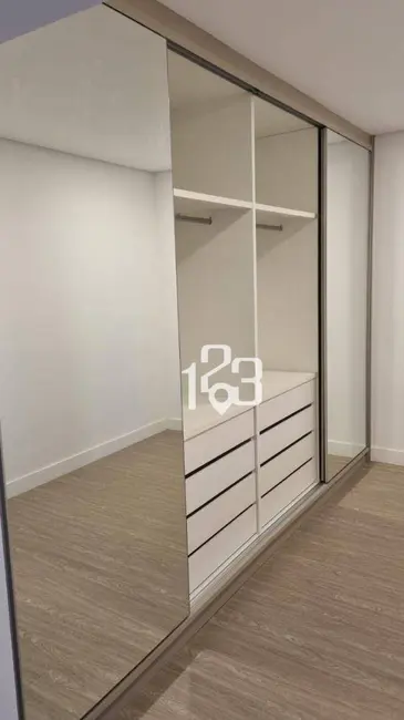 Casa com 3 quartos à venda e para alugar, 455m2 em Braganca Paulista - SP - imagem 6 Foto 6 de Casa com 3 quartos à venda e para alugar, 455m2 em Braganca Paulista - SP