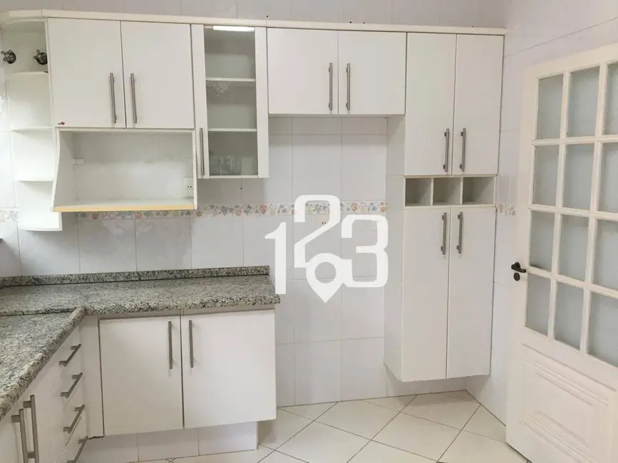 Foto 6 de Casa de Condomínio com 3 quartos para alugar, 300m2 em Braganca Paulista - SP