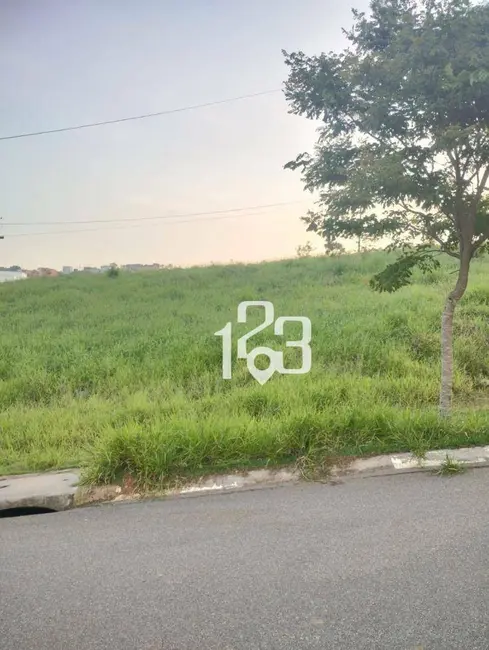 Foto 1 de Terreno / Lote à venda, 146m2 em Braganca Paulista - SP