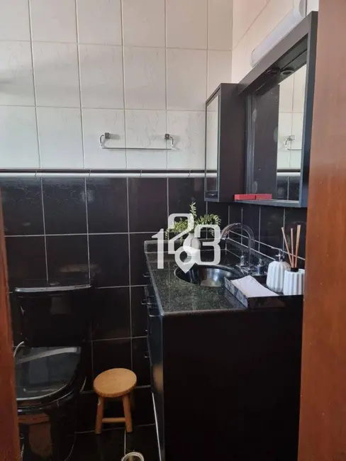 Foto 7 de Casa com 4 quartos à venda, 166m2 em Jardim São Miguel, Braganca Paulista - SP