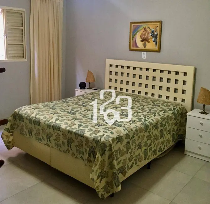 Casa com 3 quartos à venda, 250m2 em Jardim São Lourenço, Braganca Paulista - SP - imagem 8 Foto 8 de Casa com 3 quartos à venda, 250m2 em Jardim São Lourenço, Braganca Paulista - SP