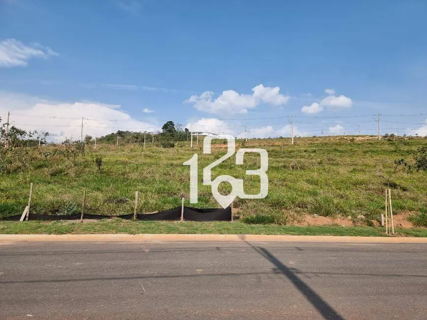 Foto 1 de Terreno / Lote à venda, 457m2 em Braganca Paulista - SP