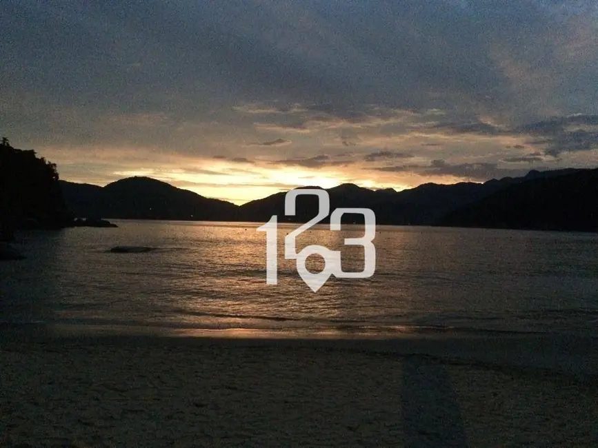 Foto 3 de Casa com 5 quartos à venda, 1450m2 em Ubatuba - SP