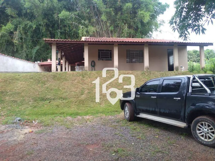 Foto 1 de Chácara com 2 quartos à venda, 500m2 em Campo Novo, Braganca Paulista - SP