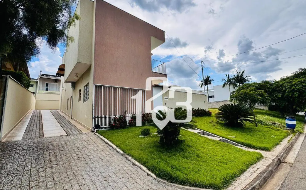 Foto 3 de Casa de Condomínio com 3 quartos à venda e para alugar, 350m2 em Braganca Paulista - SP