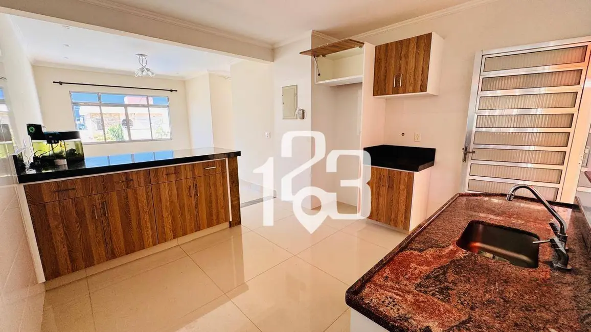 Foto 6 de Casa de Condomínio com 3 quartos à venda e para alugar, 350m2 em Braganca Paulista - SP