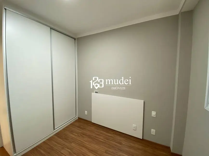 Foto 9 de Apartamento com 2 quartos para alugar, 68m2 em Braganca Paulista - SP