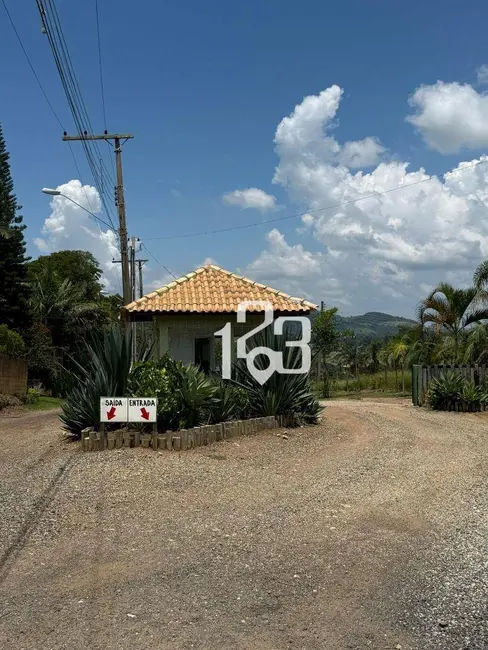 Foto 4 de Terreno / Lote à venda, 1304m2 em Vargem - SP