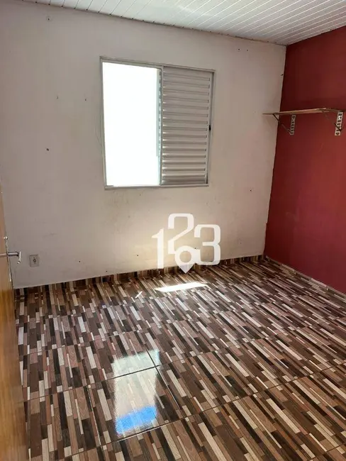 Foto 4 de Casa com 2 quartos à venda, 200m2 em Jardim São Miguel, Braganca Paulista - SP