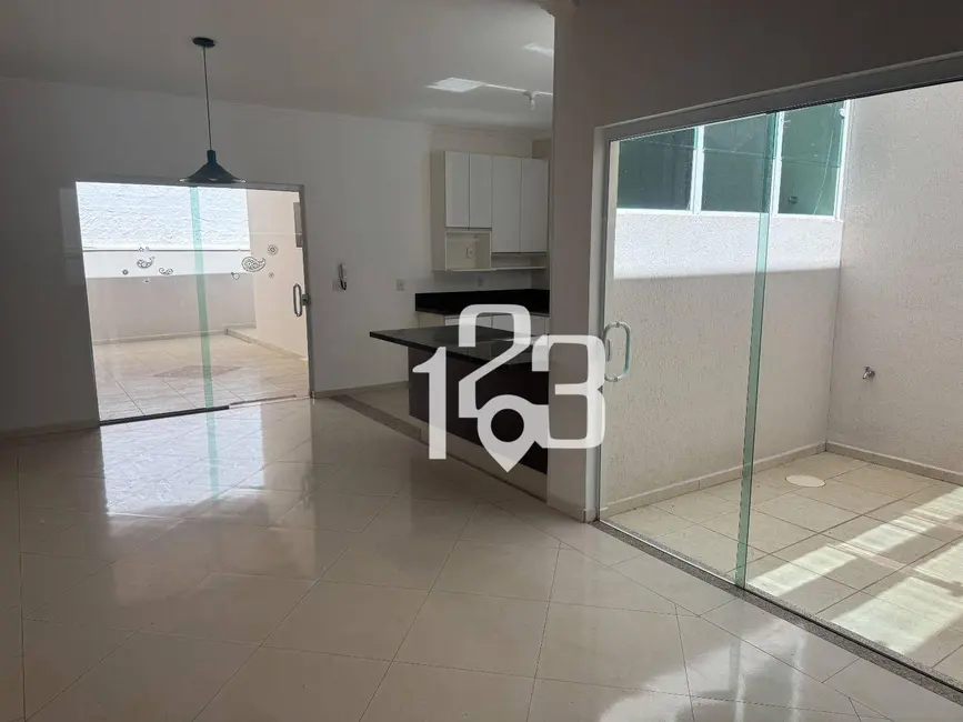 Foto 4 de Casa de Condomínio com 4 quartos para alugar, 300m2 em Braganca Paulista - SP