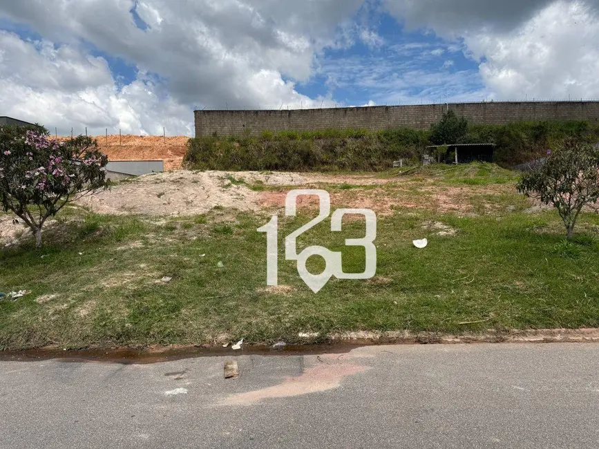 Foto 2 de Terreno / Lote à venda, 417m2 em Braganca Paulista - SP