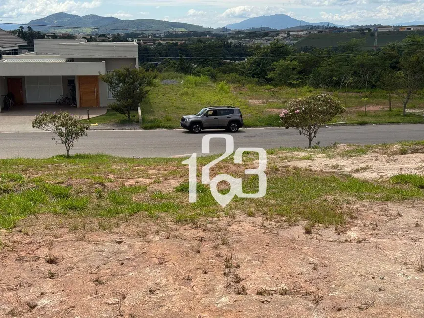 Foto 1 de Terreno / Lote à venda, 417m2 em Braganca Paulista - SP