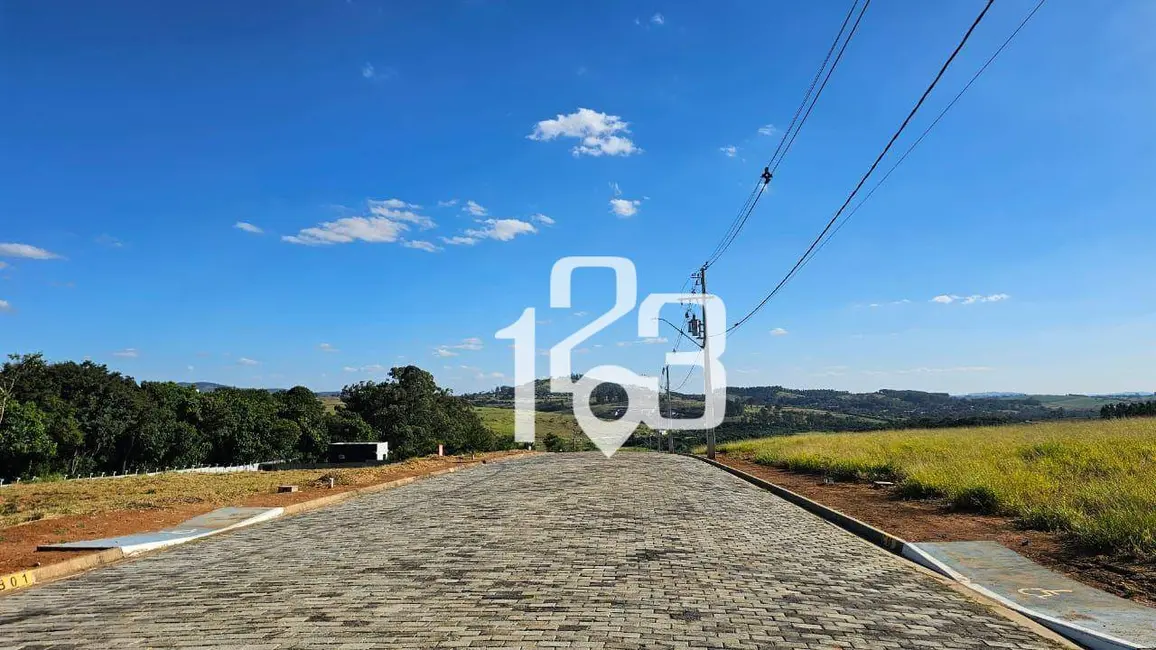 Foto 6 de Terreno / Lote à venda, 1018m2 em Curitibanos, Braganca Paulista - SP